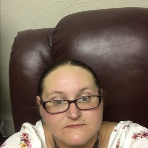 Meet your Posher, Crissy